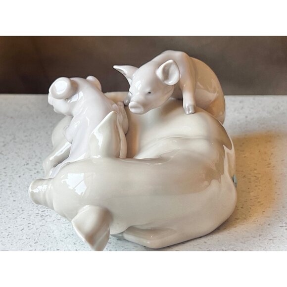 Lladro Porcelain Figurine "Piggy Pile" 01001354 Collectible Gift Animal Lover - Picture 8 of 16